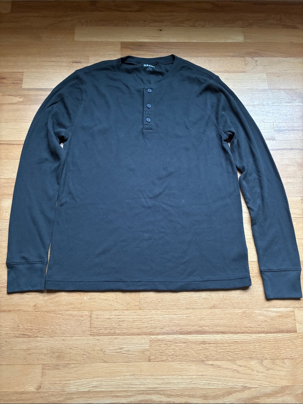 Old Navy Men's Long-Sleeve Henley Shirt - Charcoal